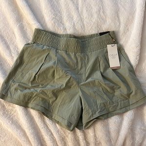 Athletic shorts with awesome pockets!